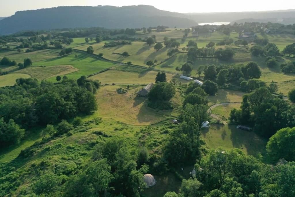 Ferme De La Luciole Villa Champs-Sur-Tarentaine-Marchal Bagian luar foto